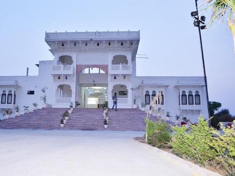 Tej Mahal Palace Bandikui Kültér fotó
